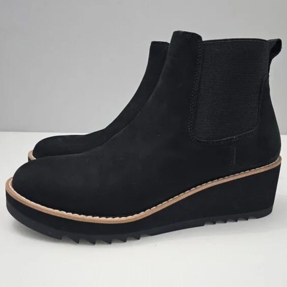 New Eileen Fisher Luv Wedge Bootie in Black Size 6.5